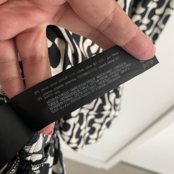 Super cute Zara dress - Picture 7 of 7